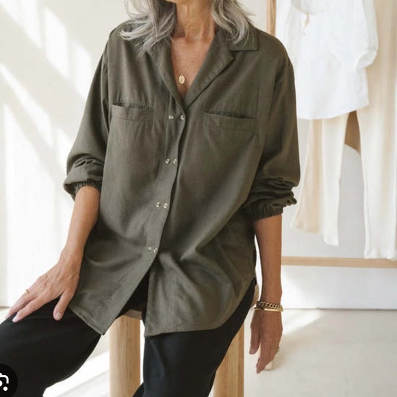 Harly Jae House Blouse in Olive - Picture 4 of 12